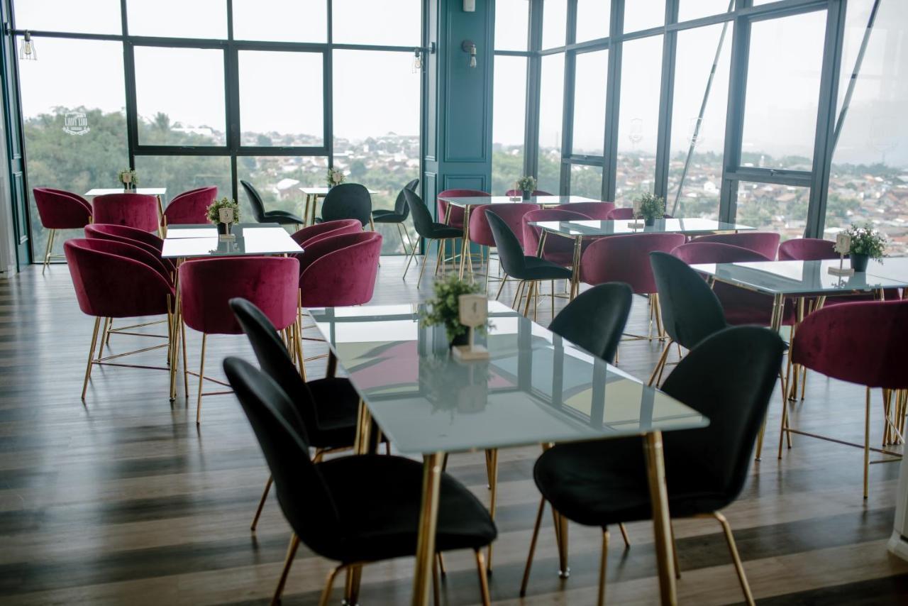 The Bountie Hotel And Convention Centre Sukabumi Esterno foto