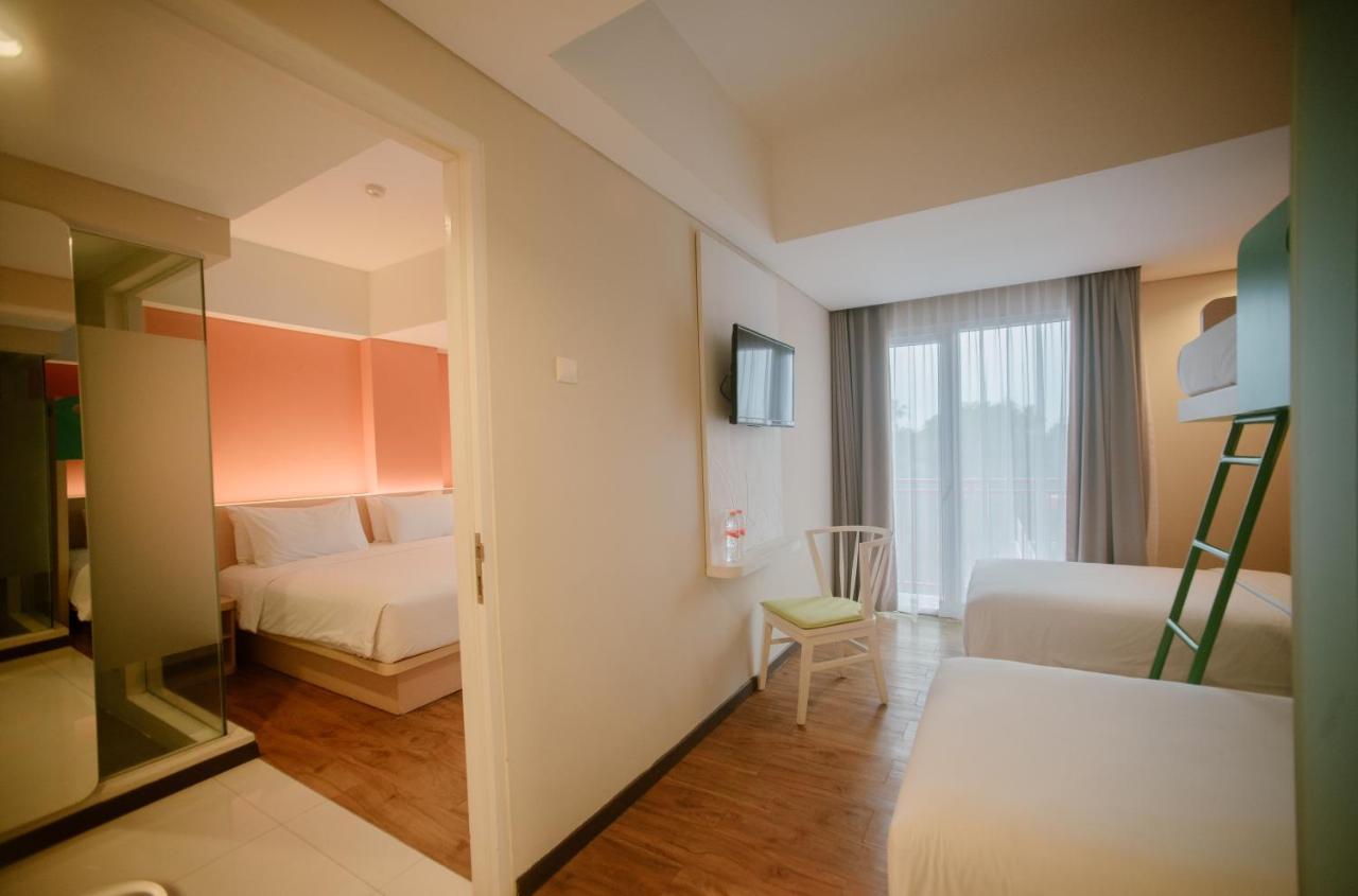 The Bountie Hotel And Convention Centre Sukabumi Esterno foto