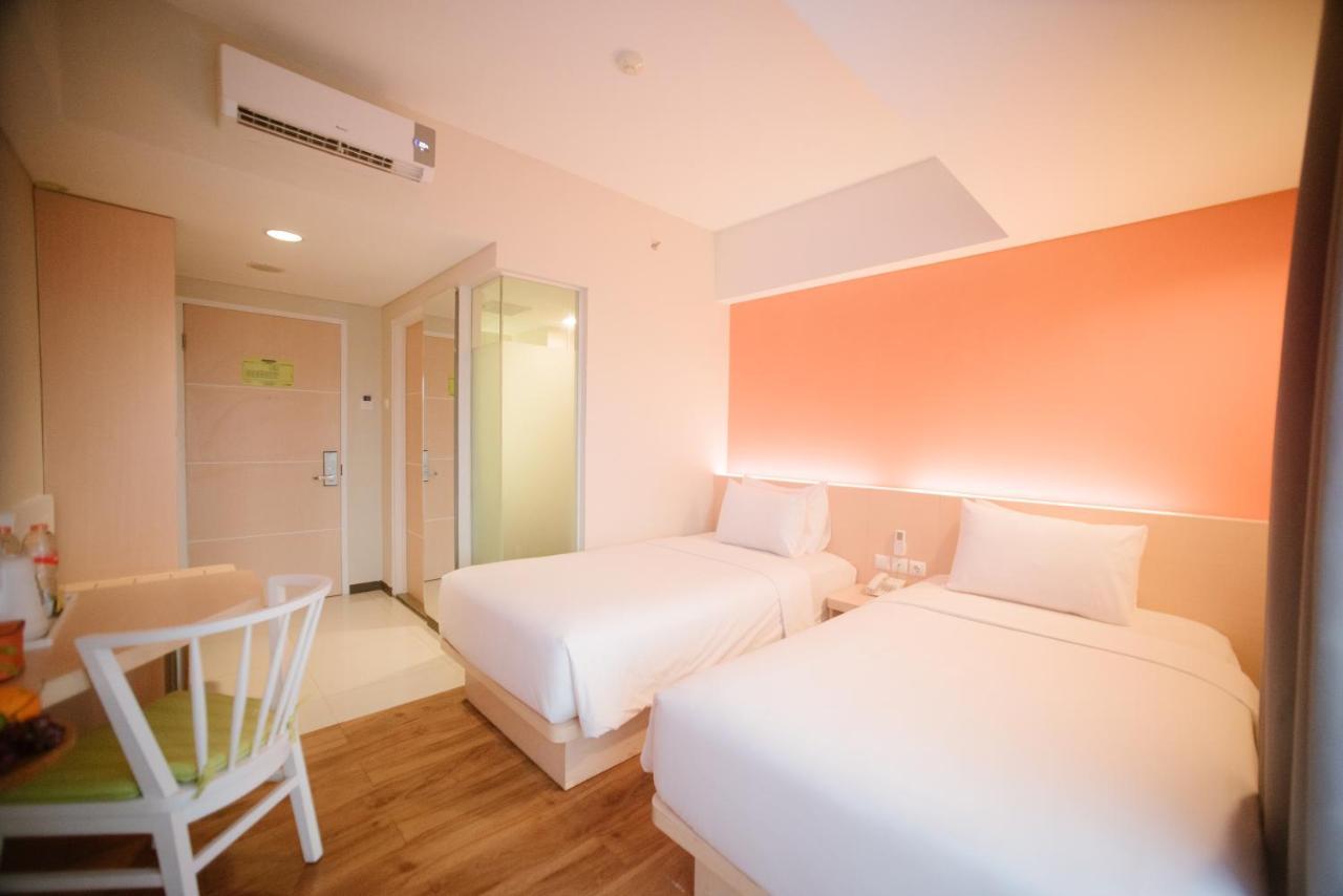 The Bountie Hotel And Convention Centre Sukabumi Esterno foto